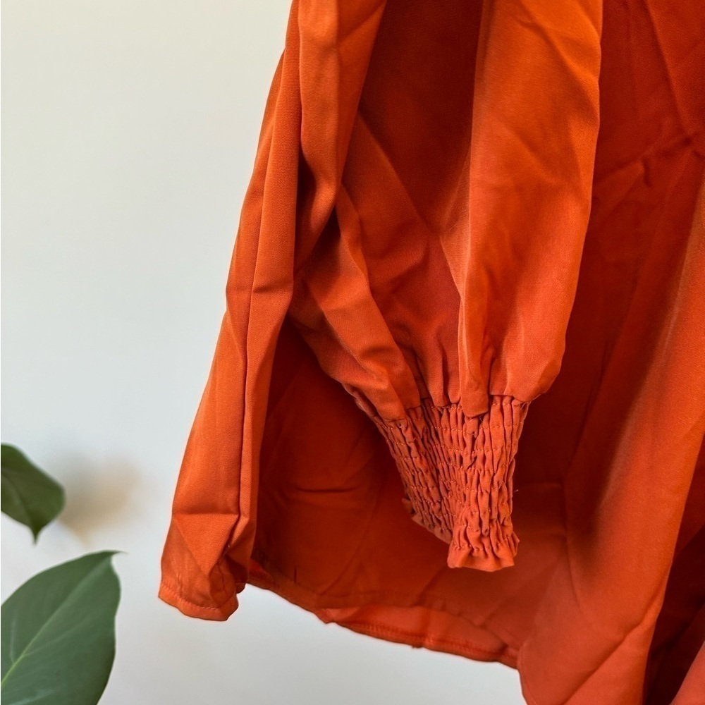 Beautiful puff sleeve orange tie blouse - Picture 6 of 6